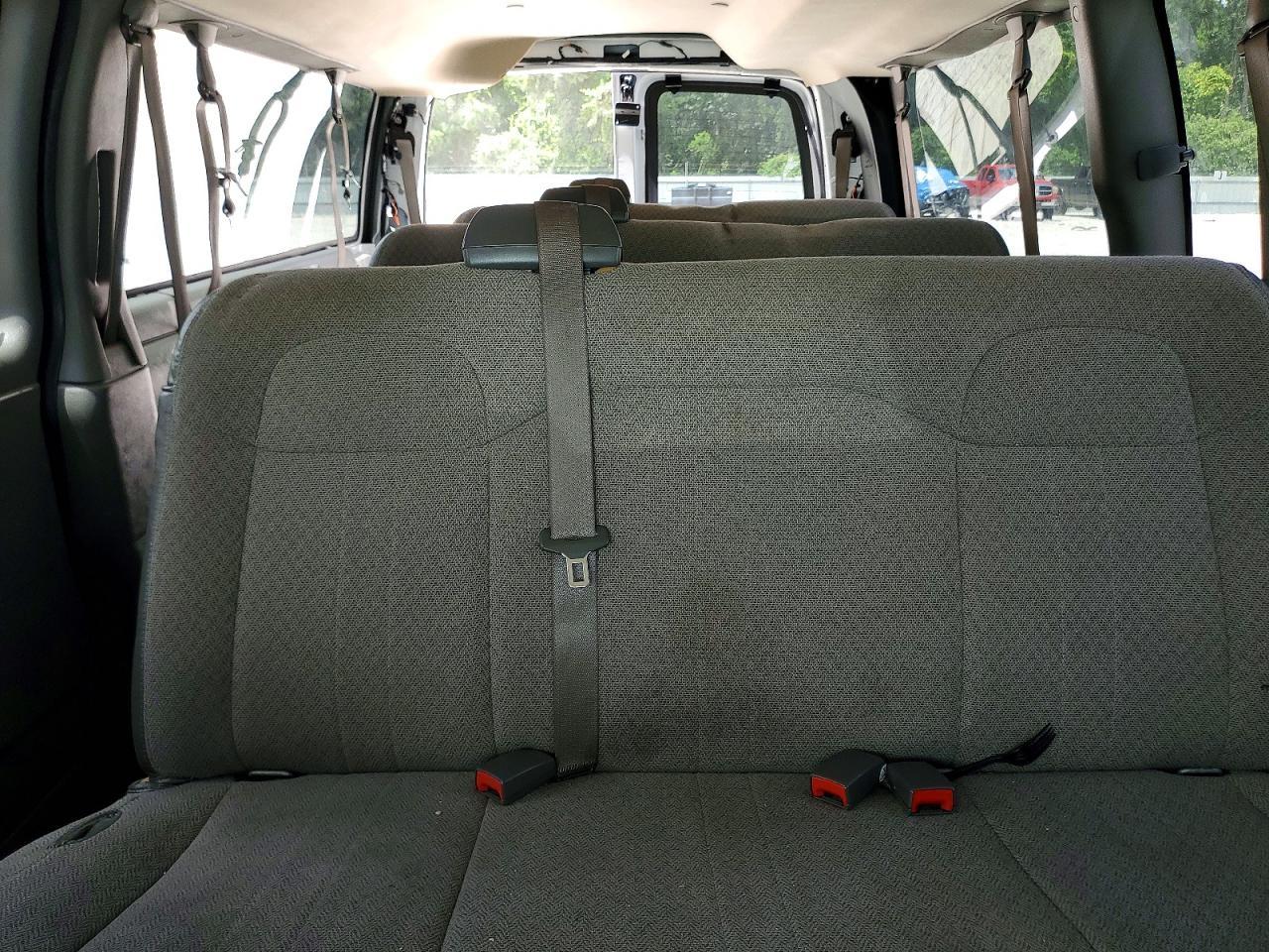 2020 Chevrolet Express G3500 Lt - zdjęcie 10