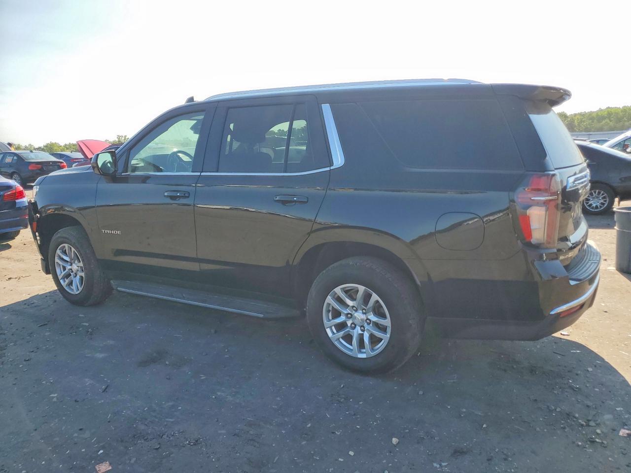 2023 Chevrolet Tahoe K1500 Lt - zdjęcie 2