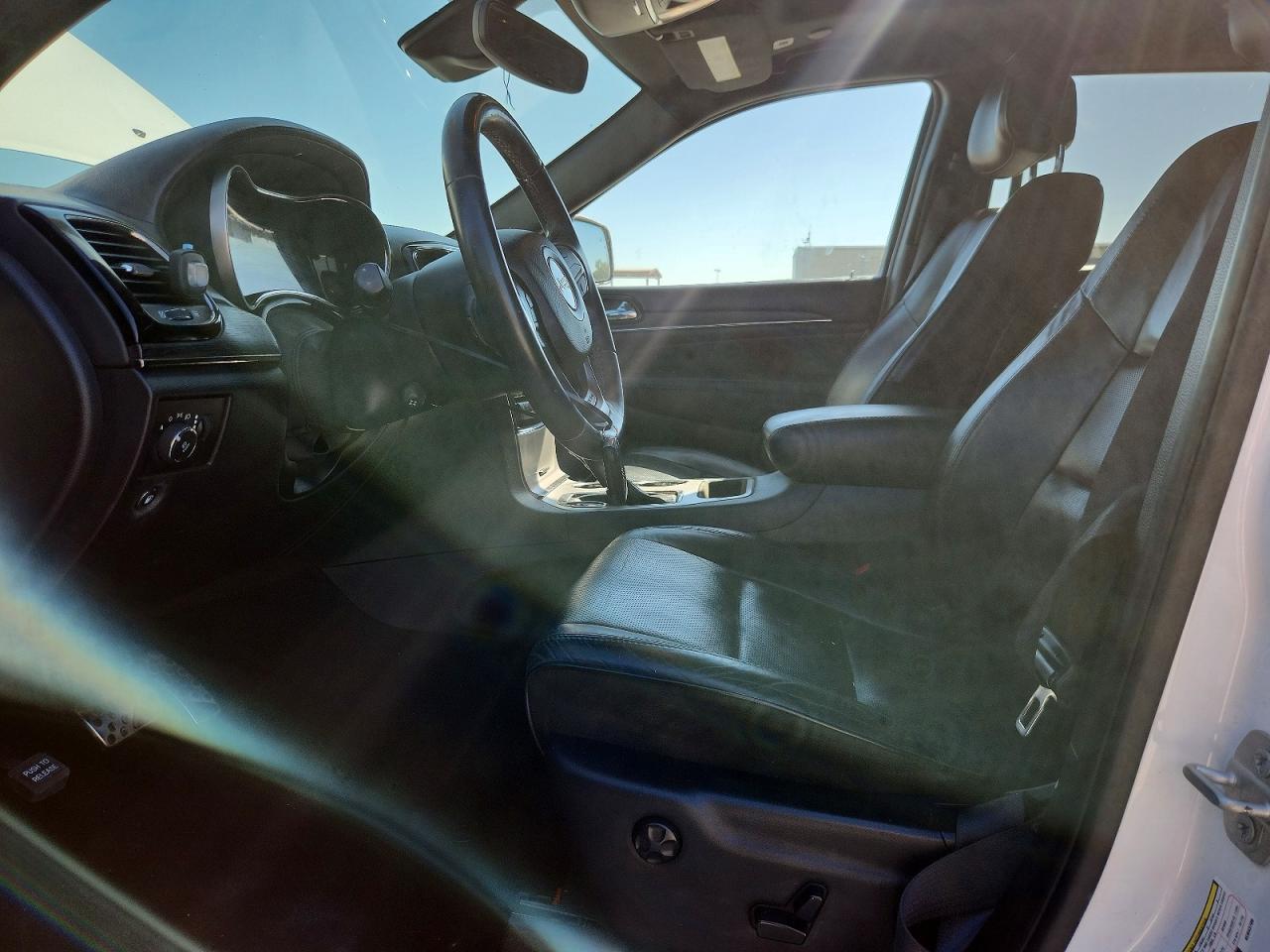 2019 Jeep Grand Cherokee Overland - zdjęcie 7
