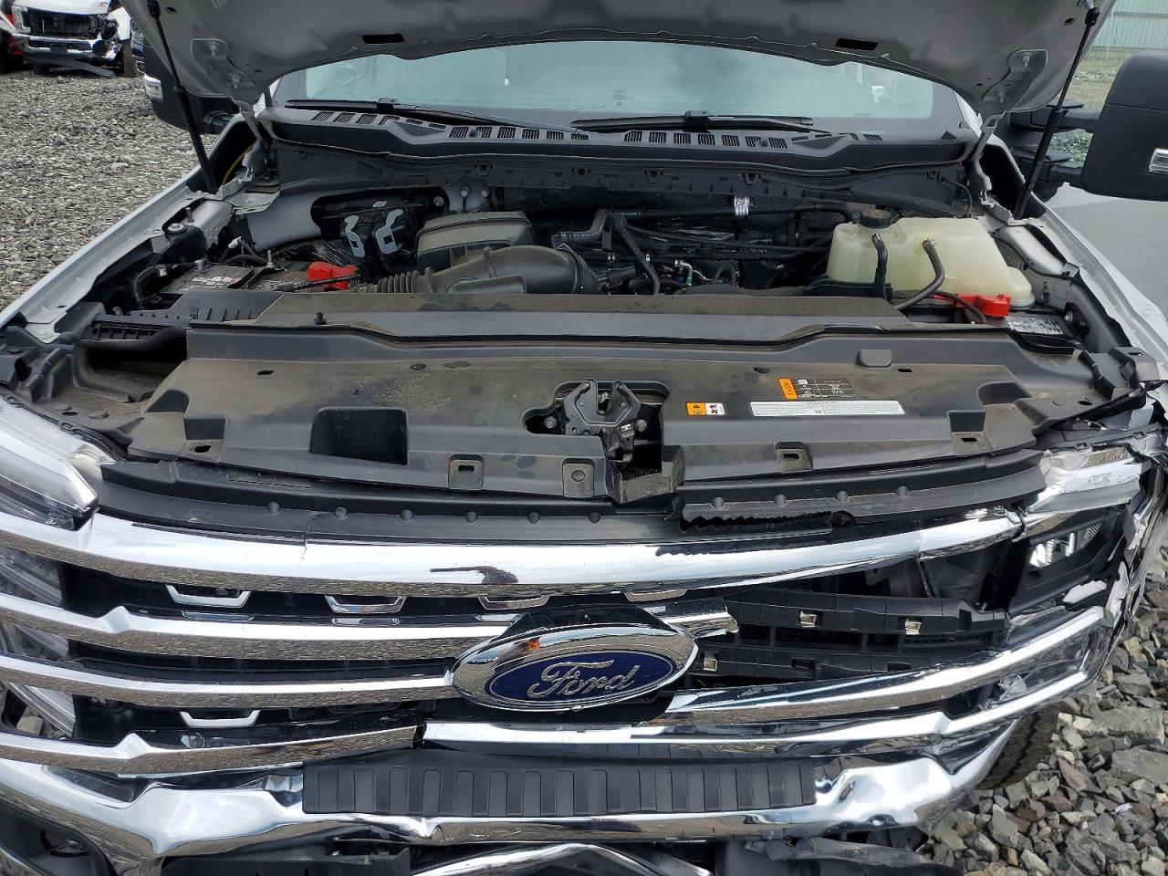 2026 Ford F350 Super Duty - zdjęcie 11