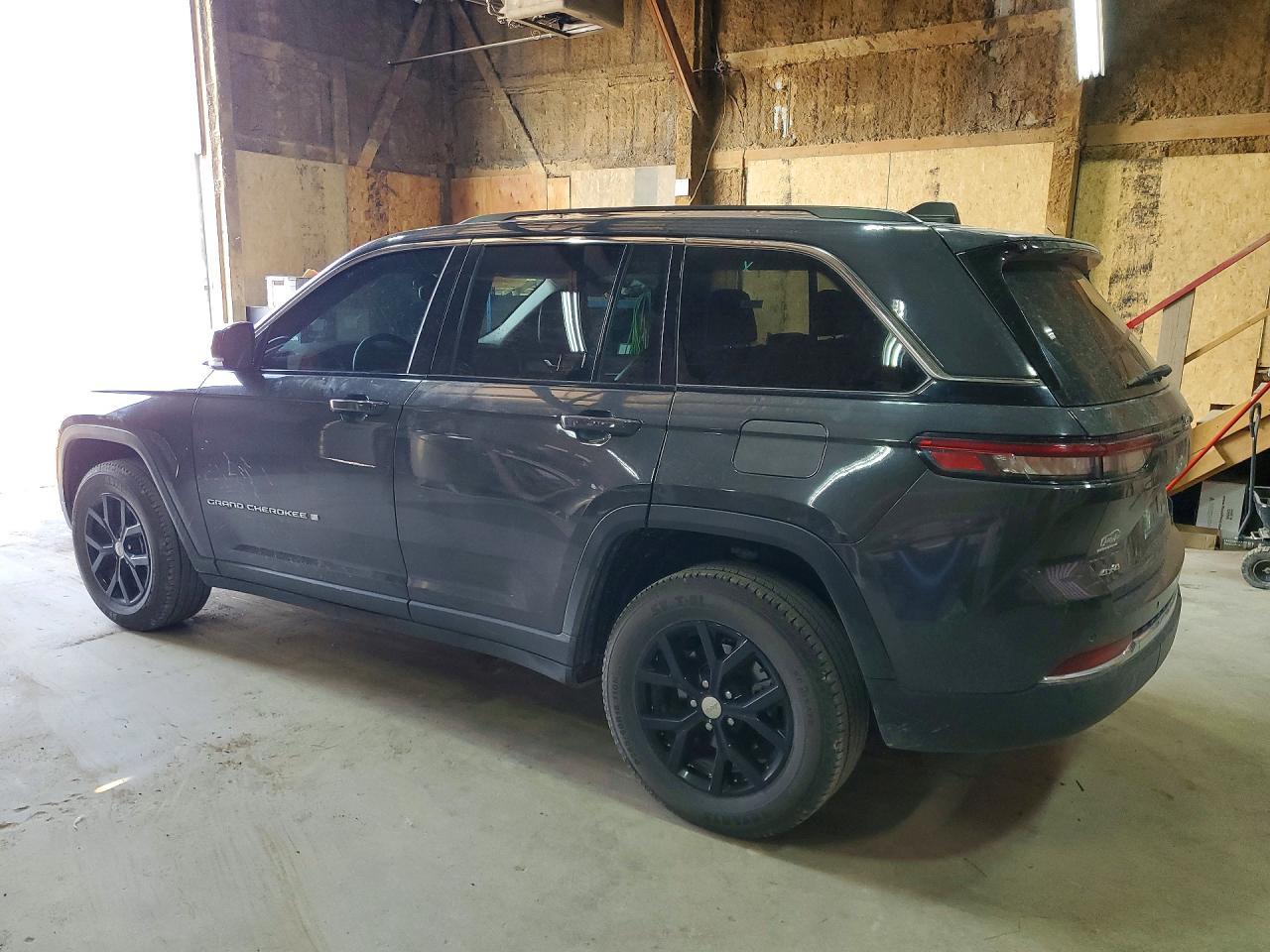 2023 Jeep Grand Cherokee Limited - zdjęcie 2