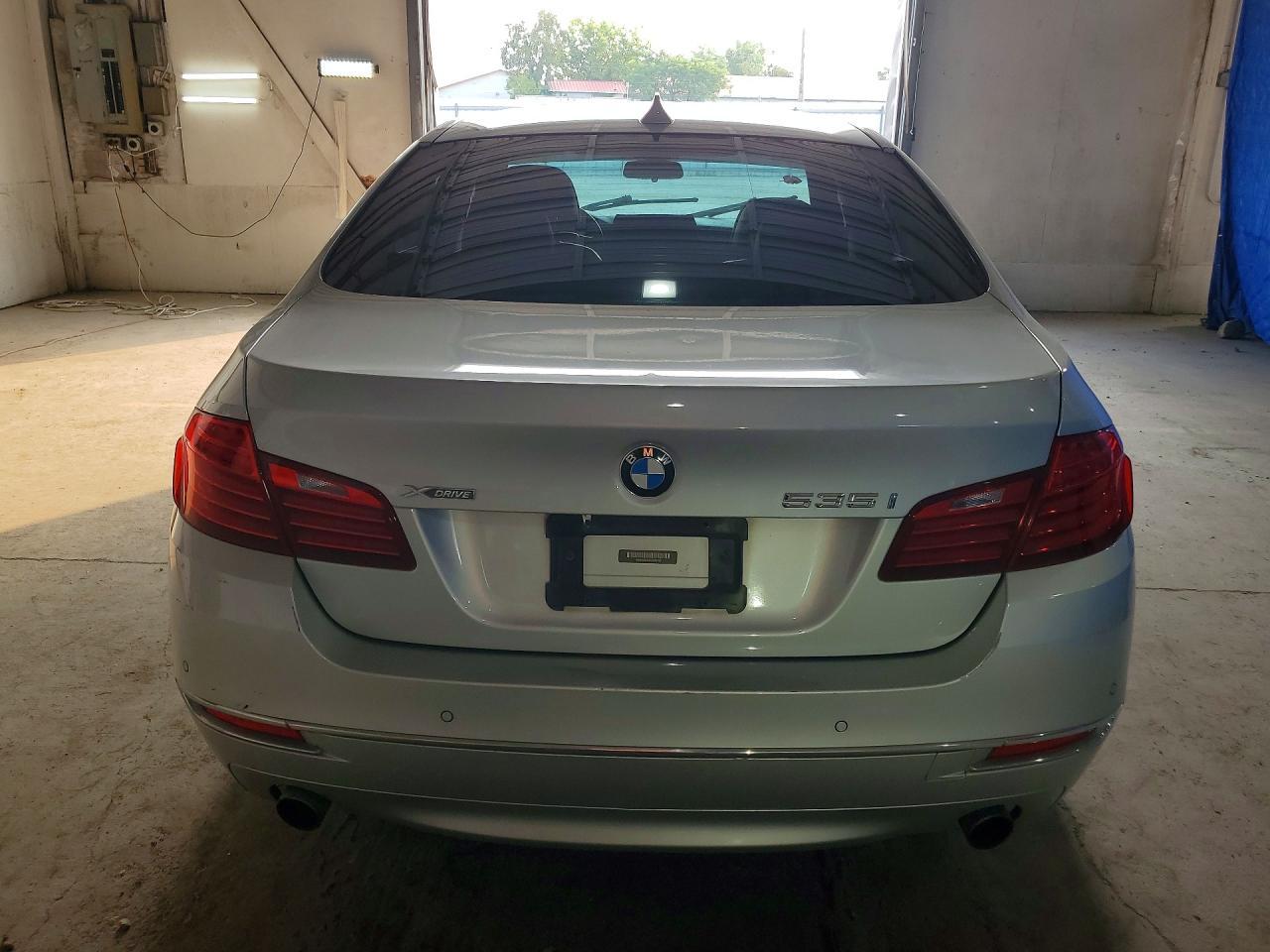 2015 BMW Seria 5 535i - zdjęcie 6