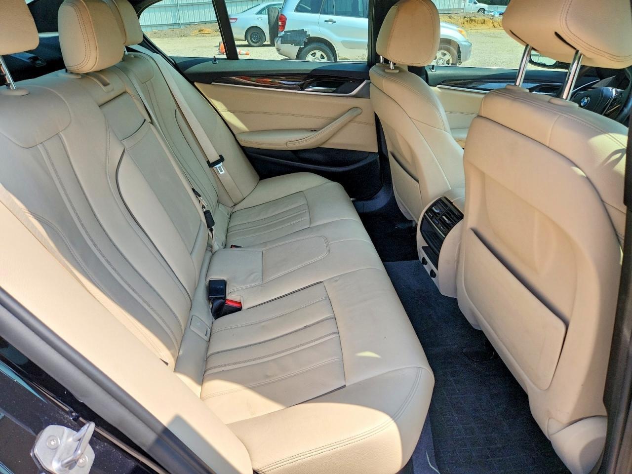 2018 BMW 530E - zdjęcie 10