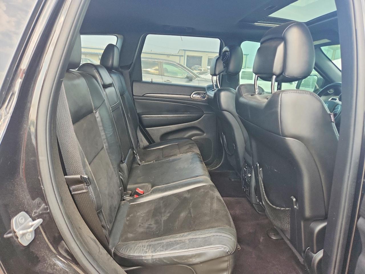 2015 Jeep Grand Cherokee Laredo - zdjęcie 10