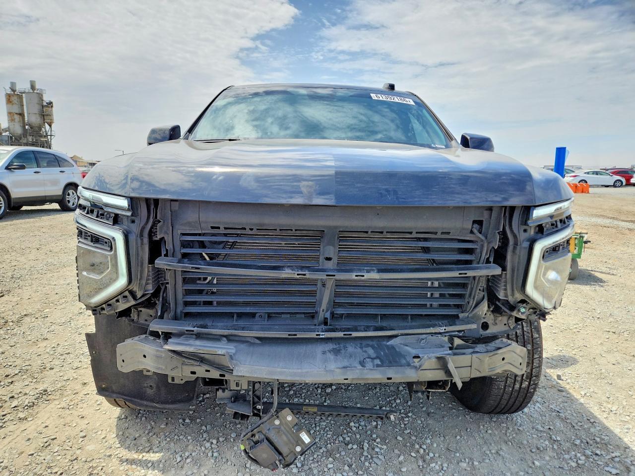 2025 Chevrolet Suburban C1500 Lt - zdjęcie 5