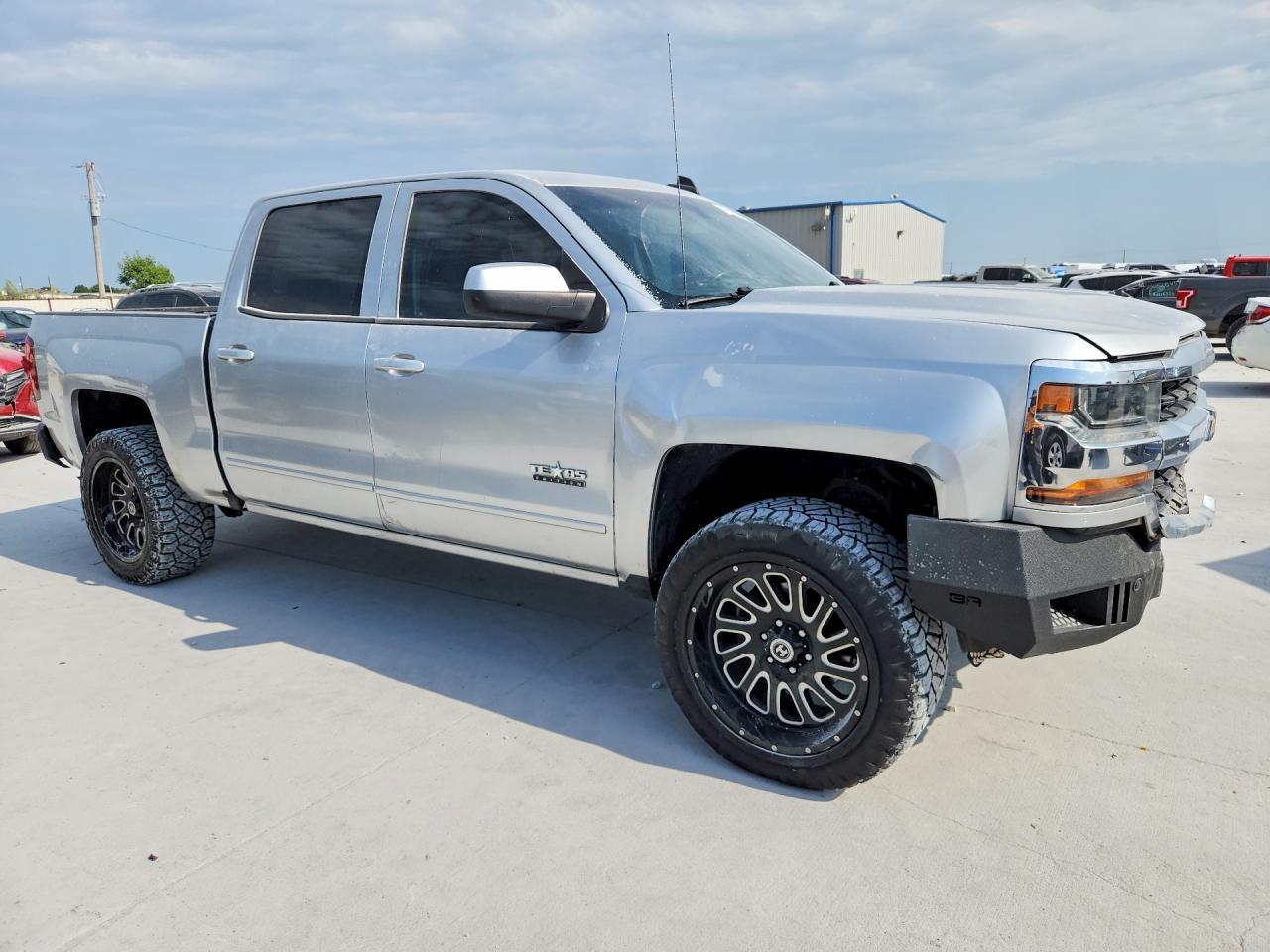 2018 Chevrolet Silverado C1500 Lt - zdjęcie 4