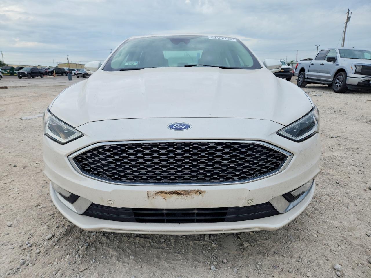 2017 Ford Fusion Titanium - zdjęcie 5