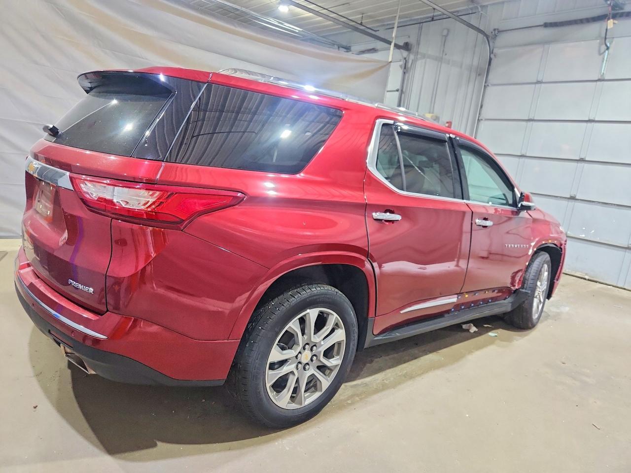 2020 Chevrolet Traverse Premier - zdjęcie 3