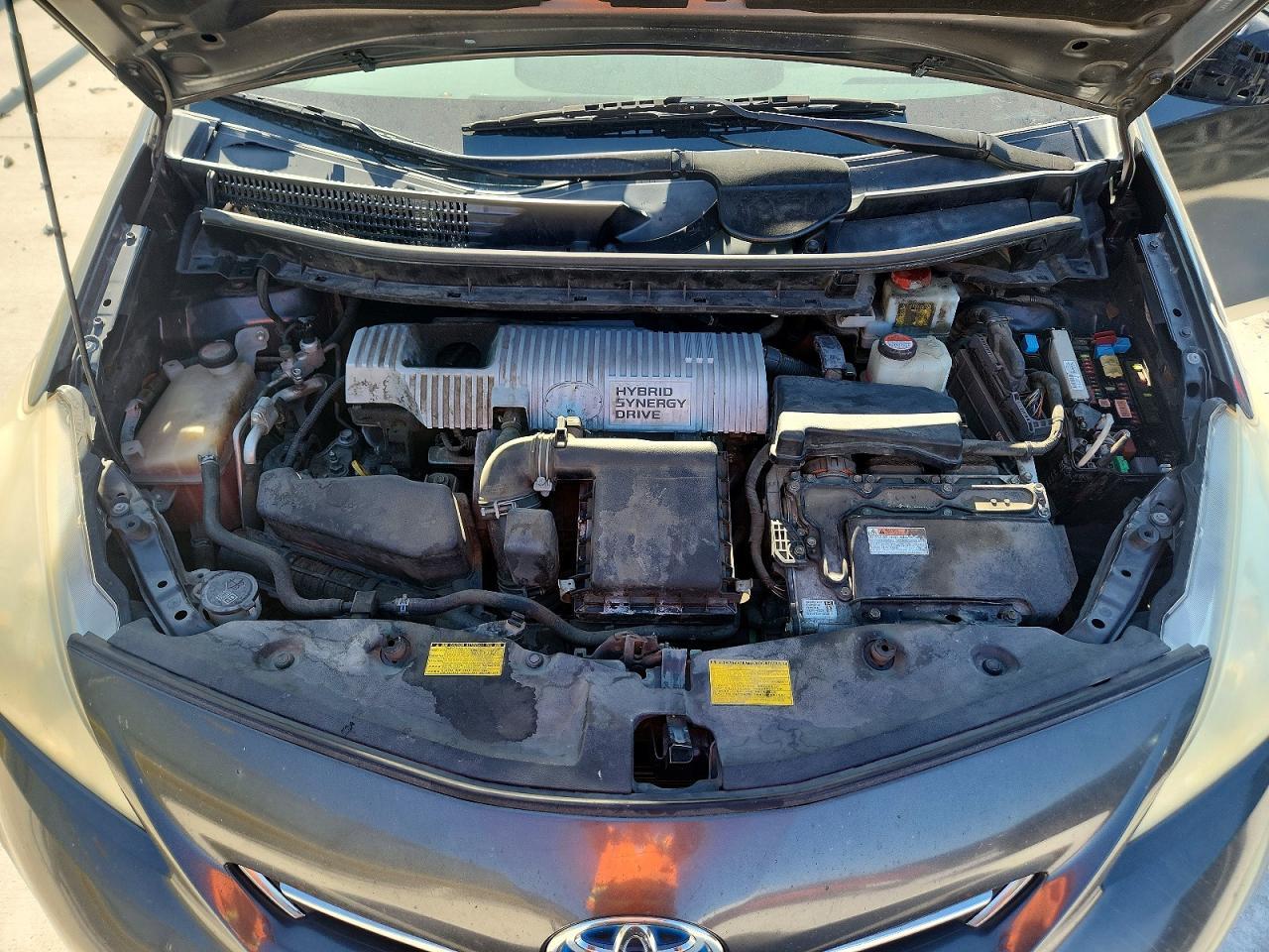 2014 Toyota Prius V Two - zdjęcie 11