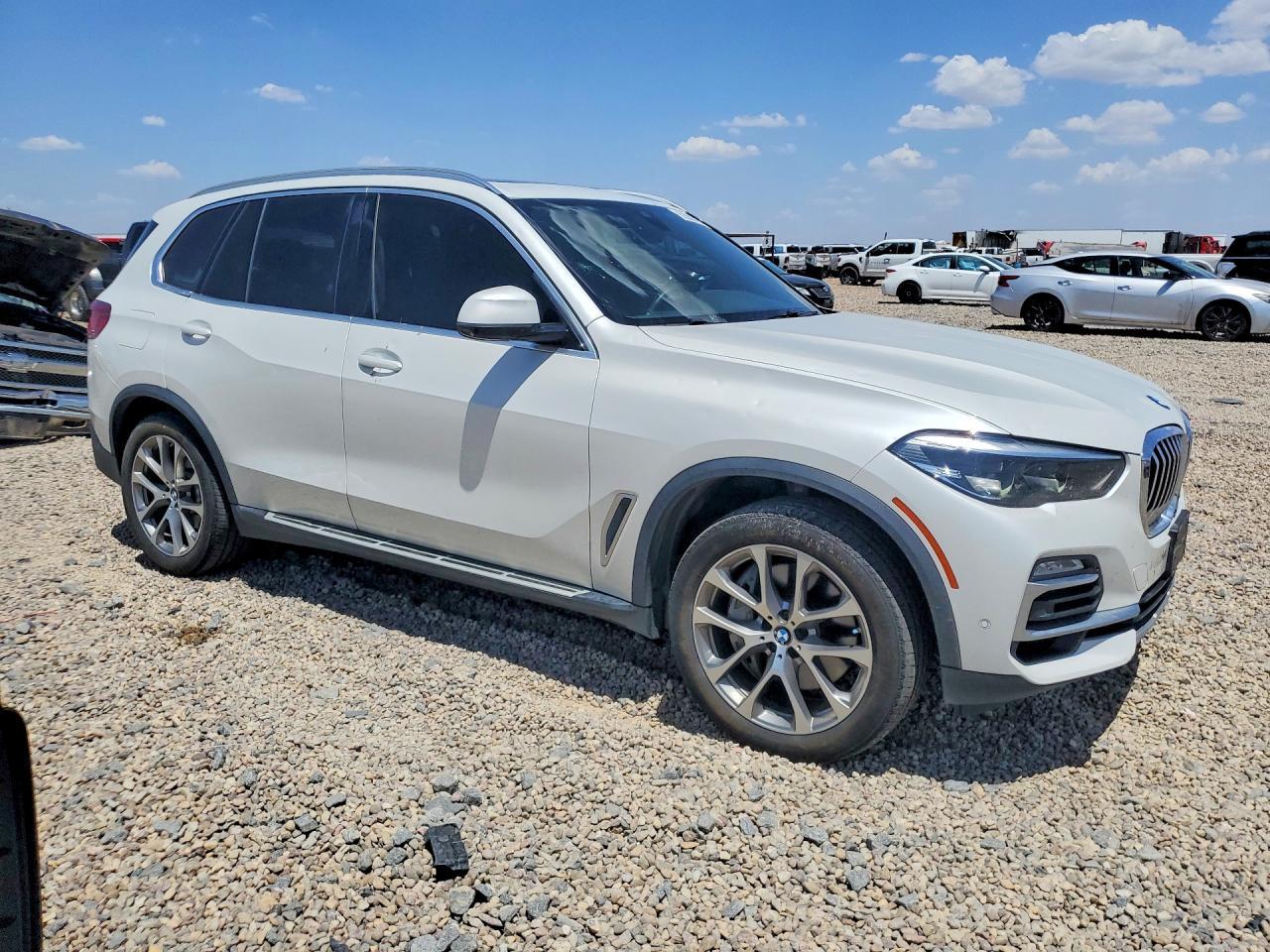 2019 BMW X5 xDrive50I - zdjęcie 4