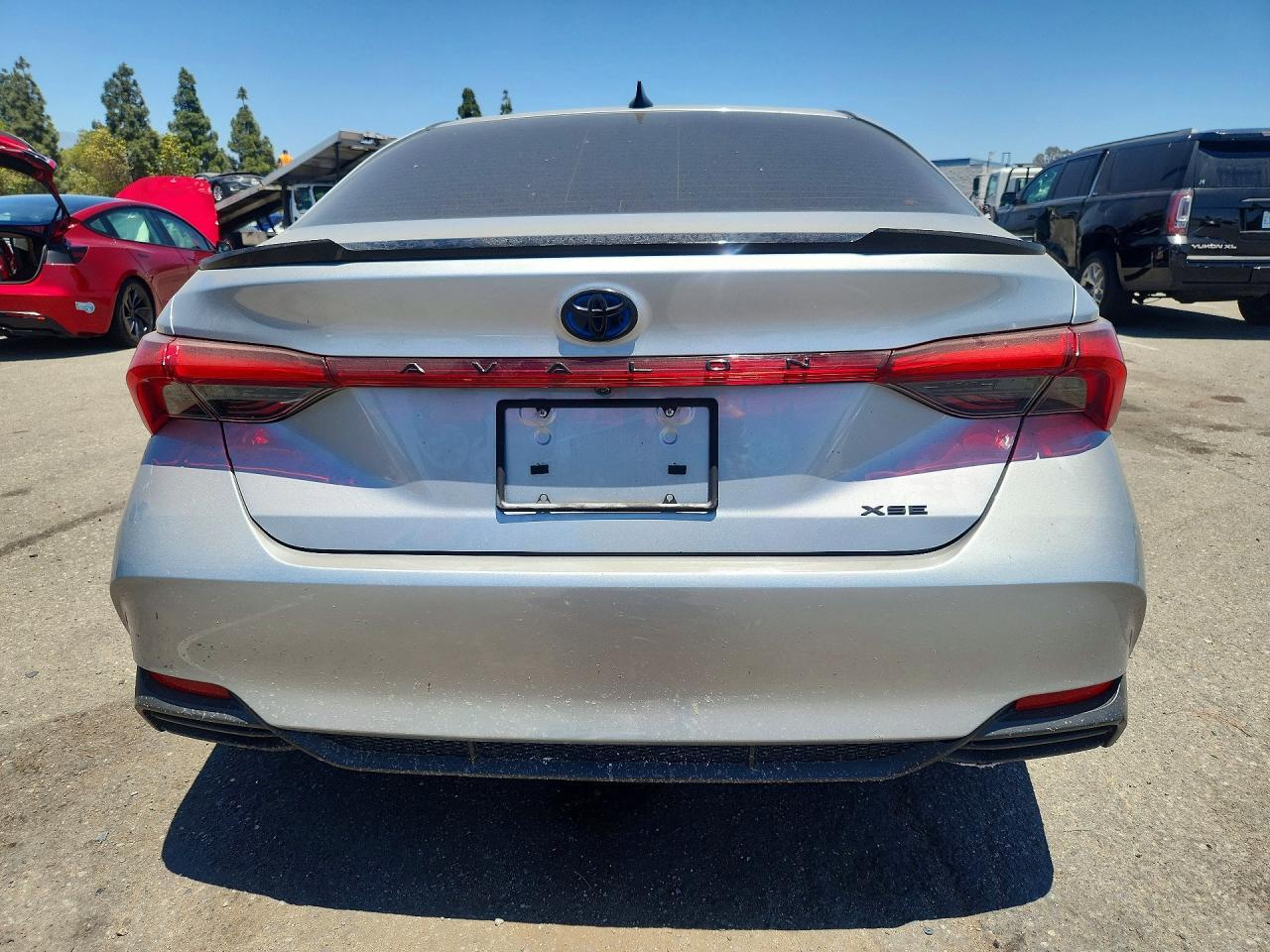 2022 Toyota Avalon Night Shade - zdjęcie 6