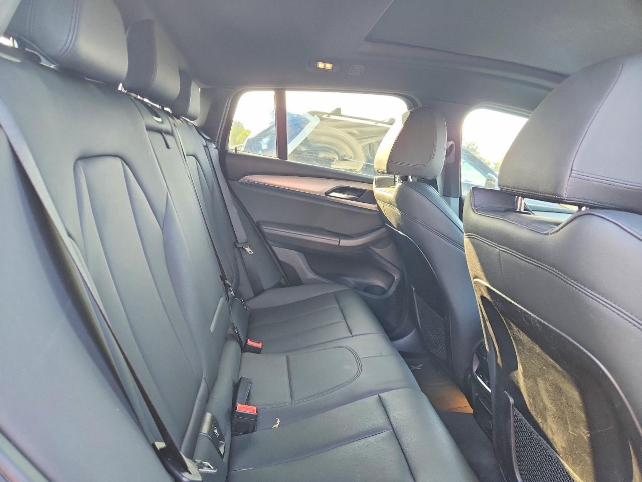 2019 BMW X4 xDrive30I - zdjęcie 10
