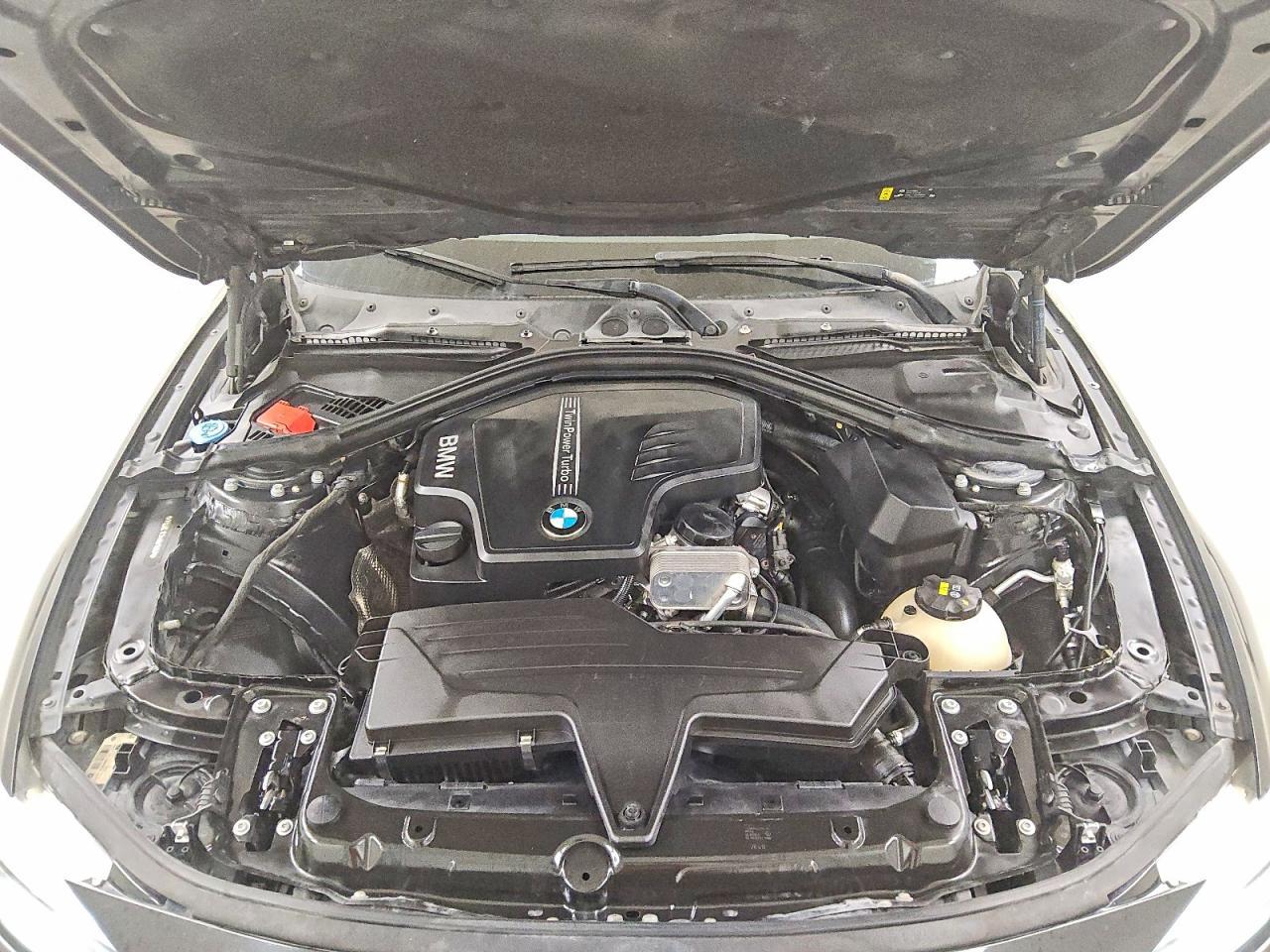 2017 BMW 320 I - zdjęcie 11