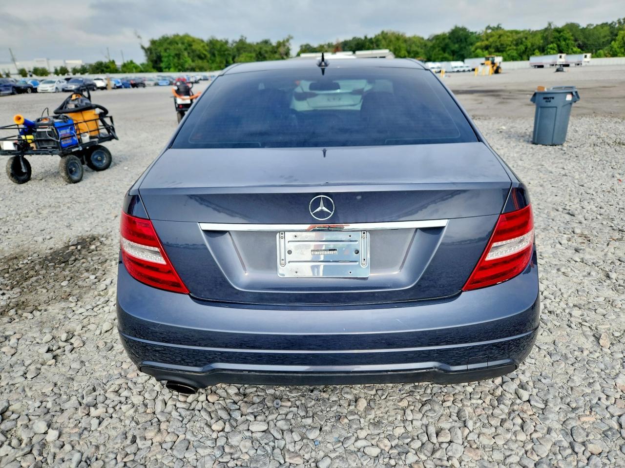 2013 Mercedes-Benz C 250 - zdjęcie 6