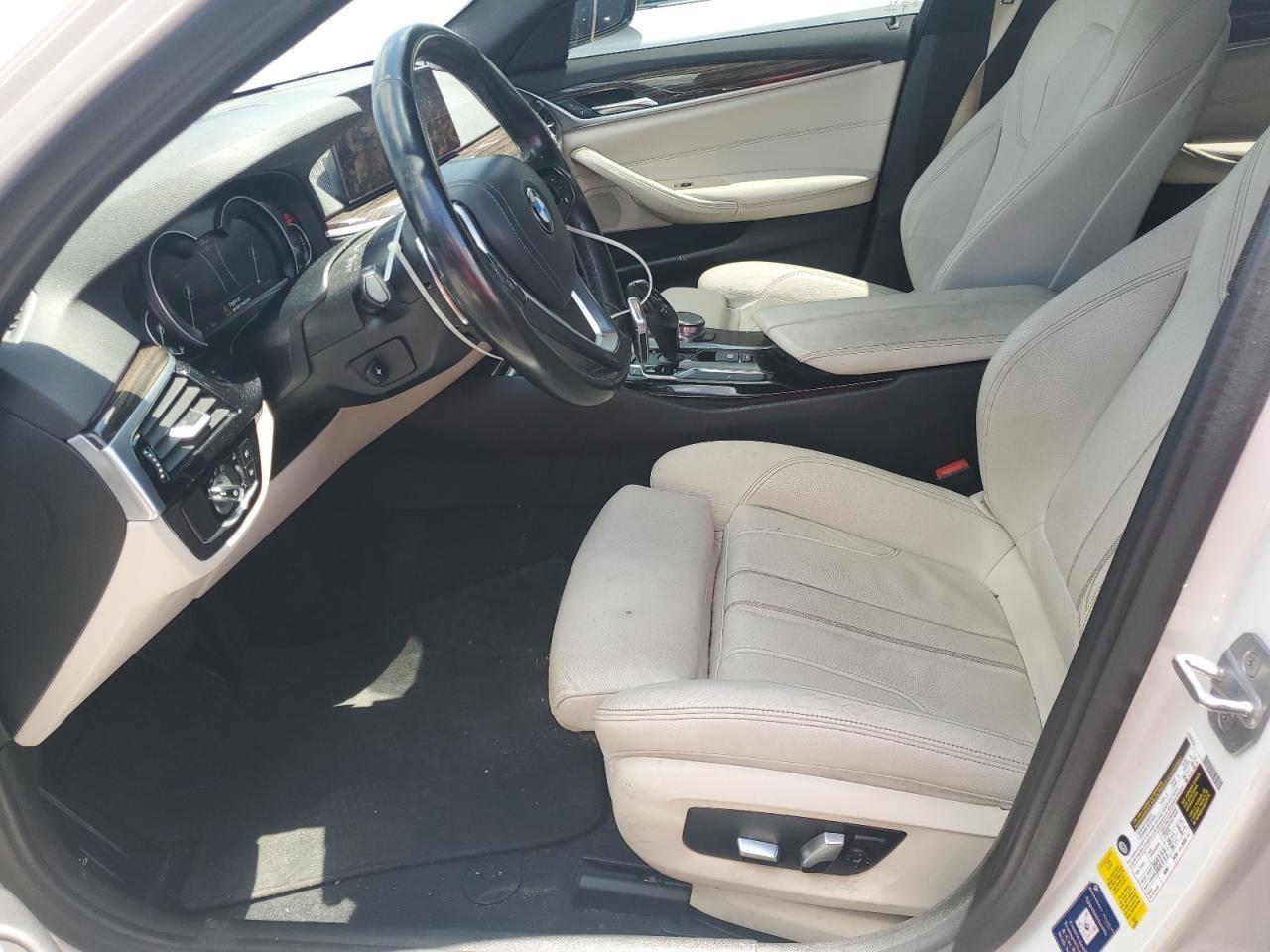 2019 BMW 530 I - zdjęcie 7