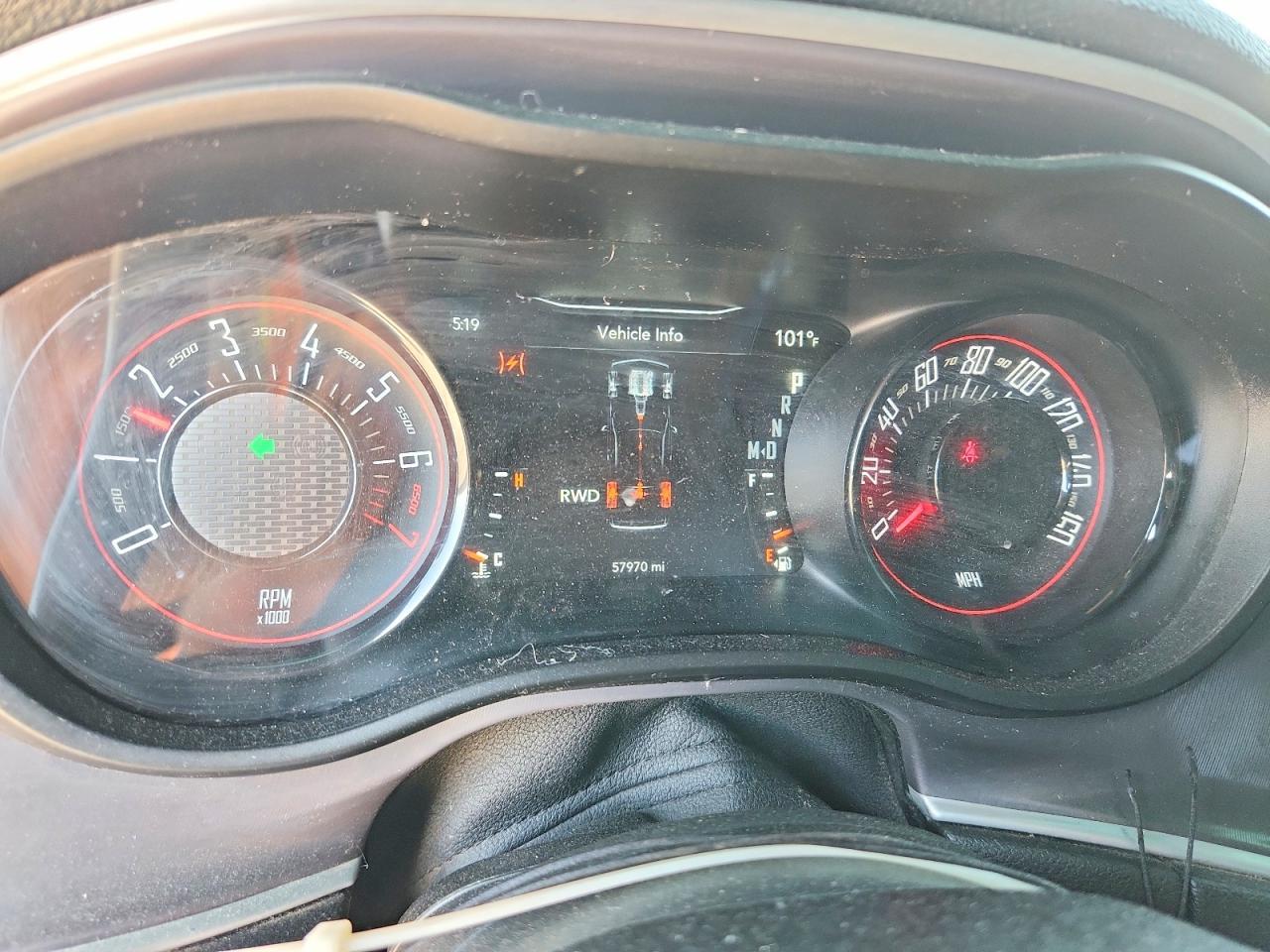 2022 Dodge Challenger Sxt - zdjęcie 9