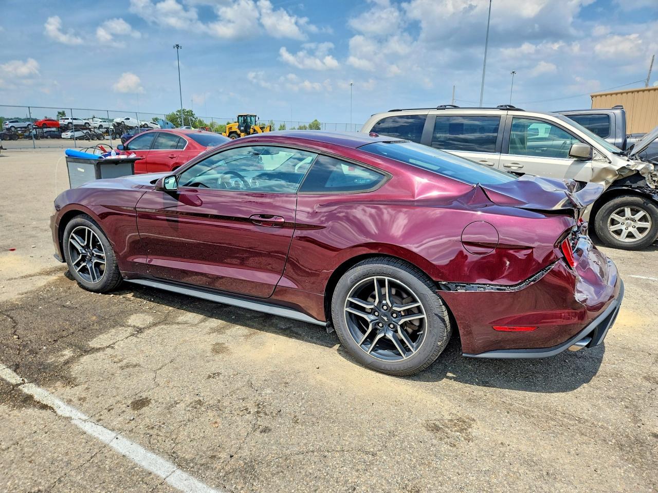 2018 Ford Mustang - zdjęcie 2