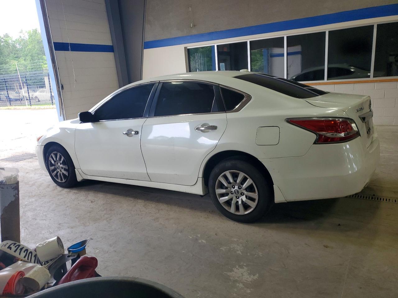 2014 Nissan Altima 2.5 S - zdjęcie 2