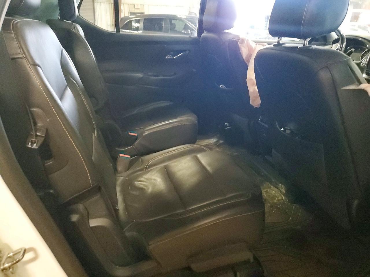 2018 Chevrolet Traverse Premier - zdjęcie 10
