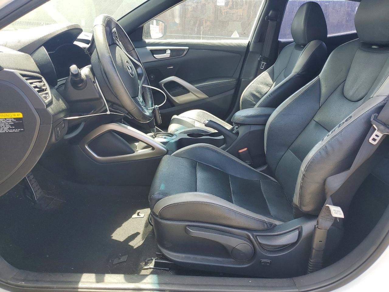 2016 Hyundai Veloster Turbo - zdjęcie 7