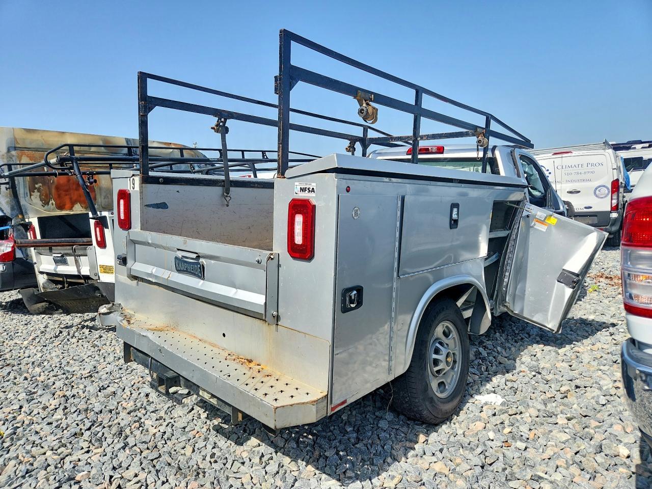 2021 Chevrolet Silverado C2500 Heavy Duty - zdjęcie 3