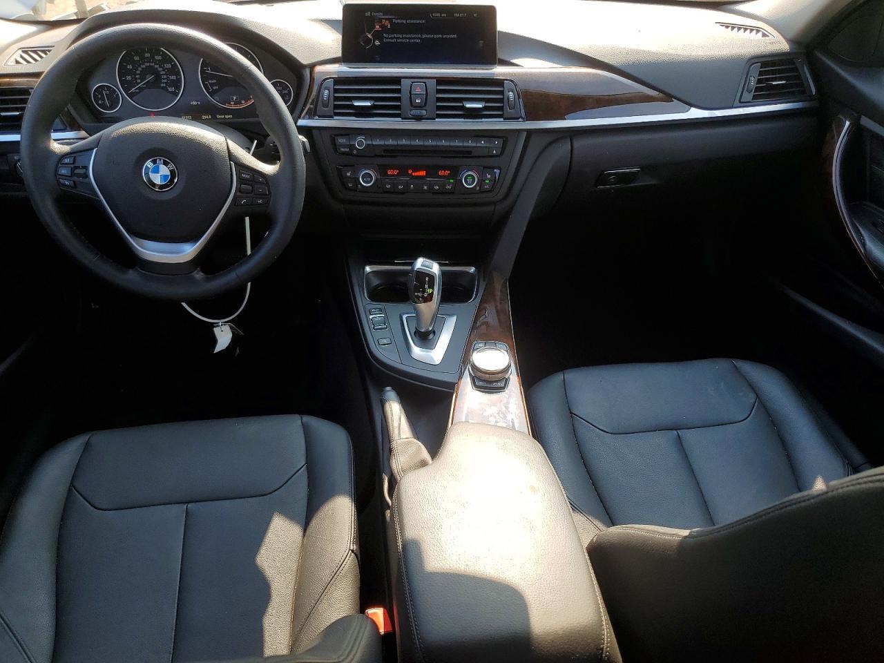 2015 BMW Seria 3 328i - zdjęcie 8