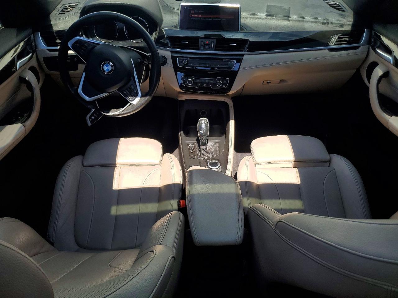 2021 BMW X1 Sdrive28I - zdjęcie 8
