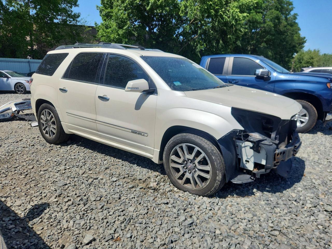 2014 GMC Acadia Denali - zdjęcie 4