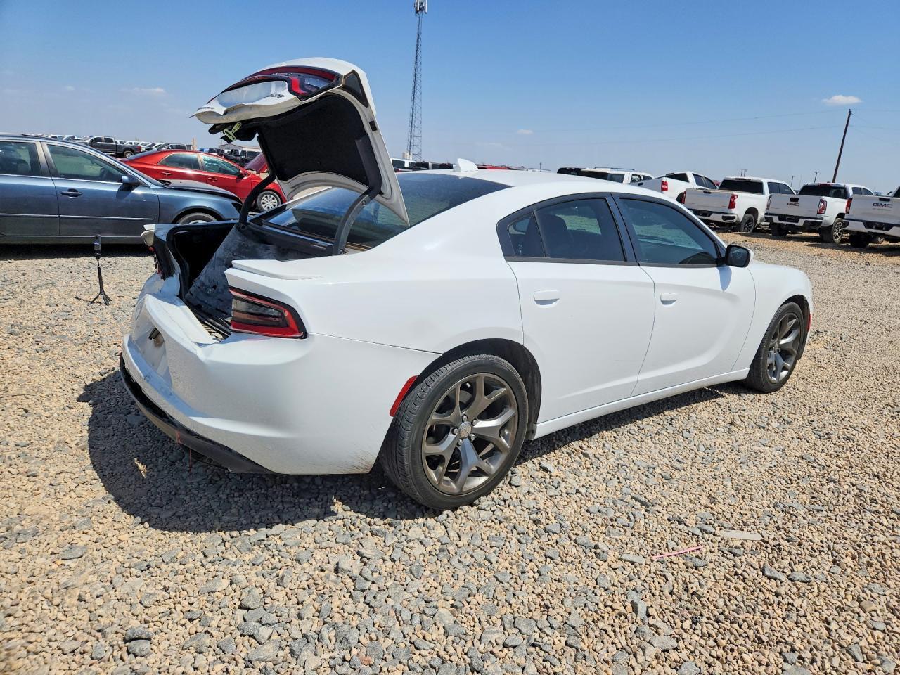 2015 Dodge Charger Sxt - zdjęcie 3