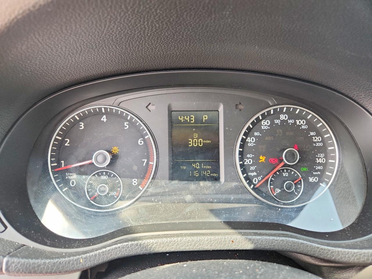 2014 Volkswagen Passat S - zdjęcie 9