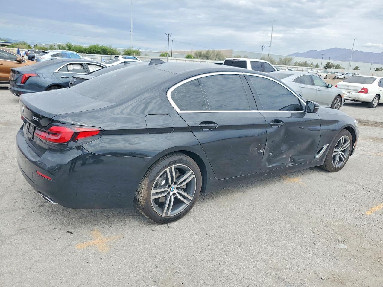 2022 BMW 530 I - zdjęcie 5