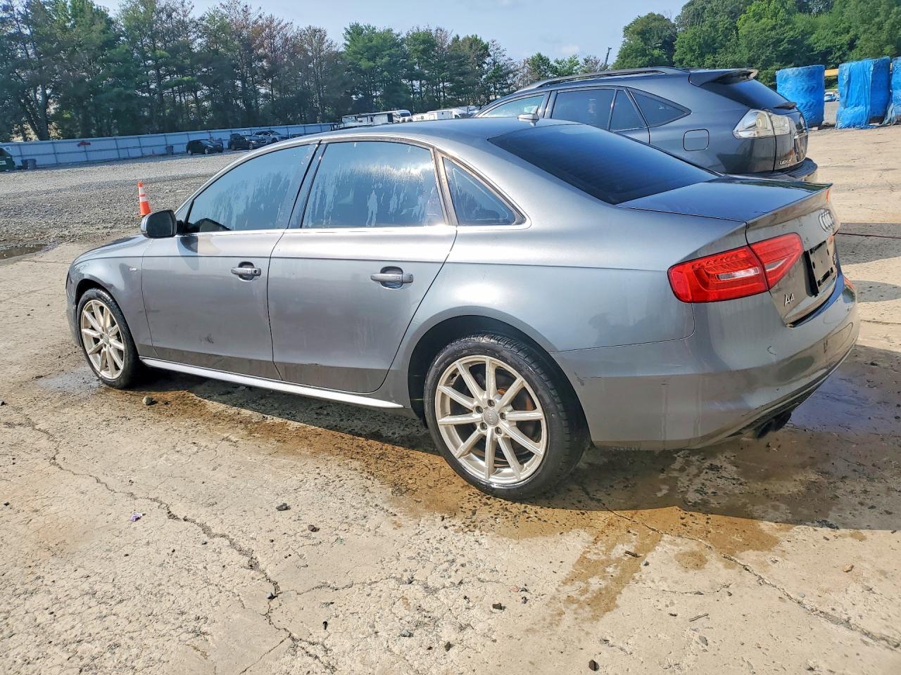 2015 Audi A4 Premium - zdjęcie 2