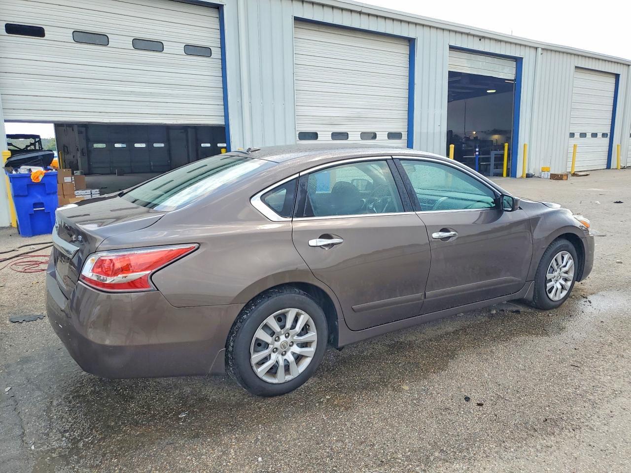 2015 Nissan Altima 2.5 S - zdjęcie 3