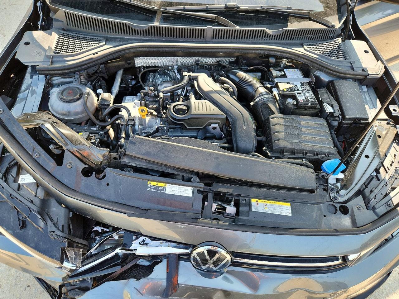 2025 Volkswagen Jetta Sport - zdjęcie 11