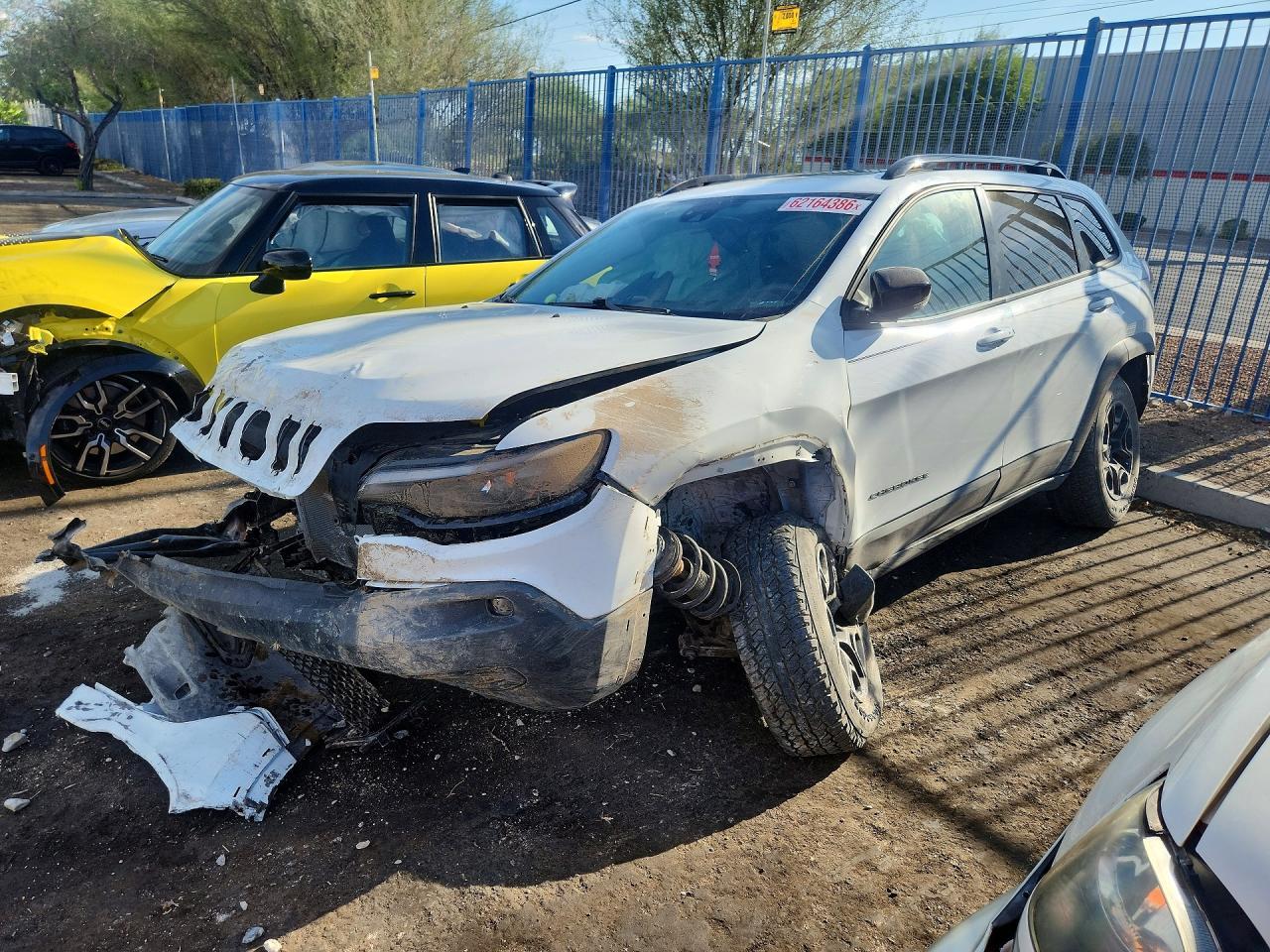 2022 Jeep Cherokee Trailhawk - zdjęcie główne