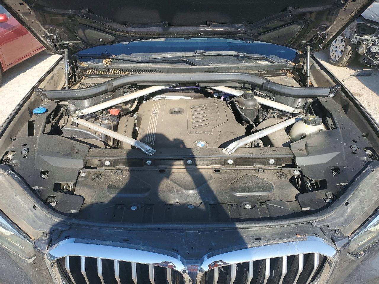 2021 BMW X5 xDrive40I - zdjęcie 12