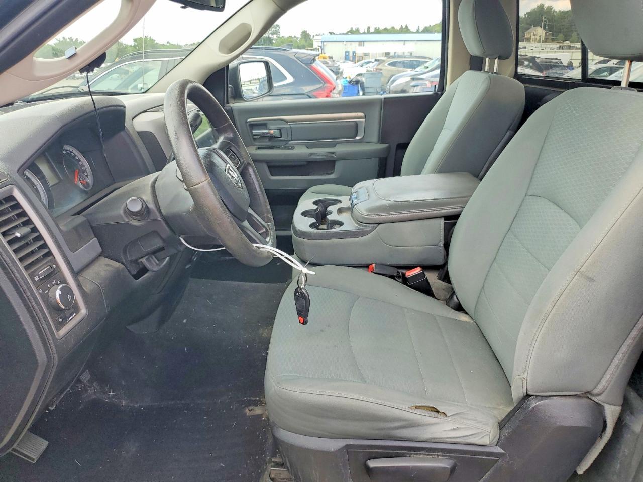 2014 Ram 1500 St - zdjęcie 7