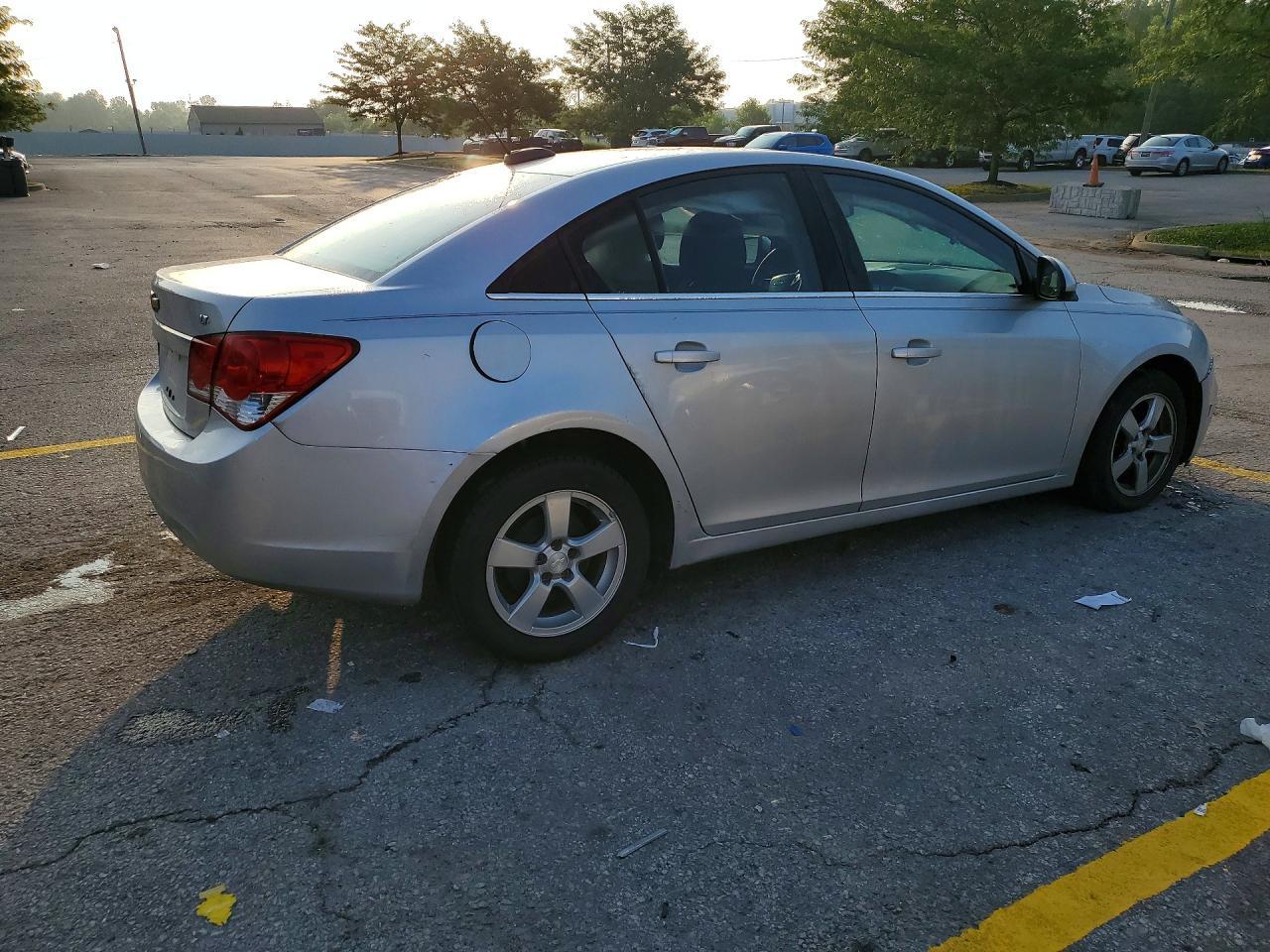 2016 Chevrolet Cruze Limited Lt - zdjęcie 3