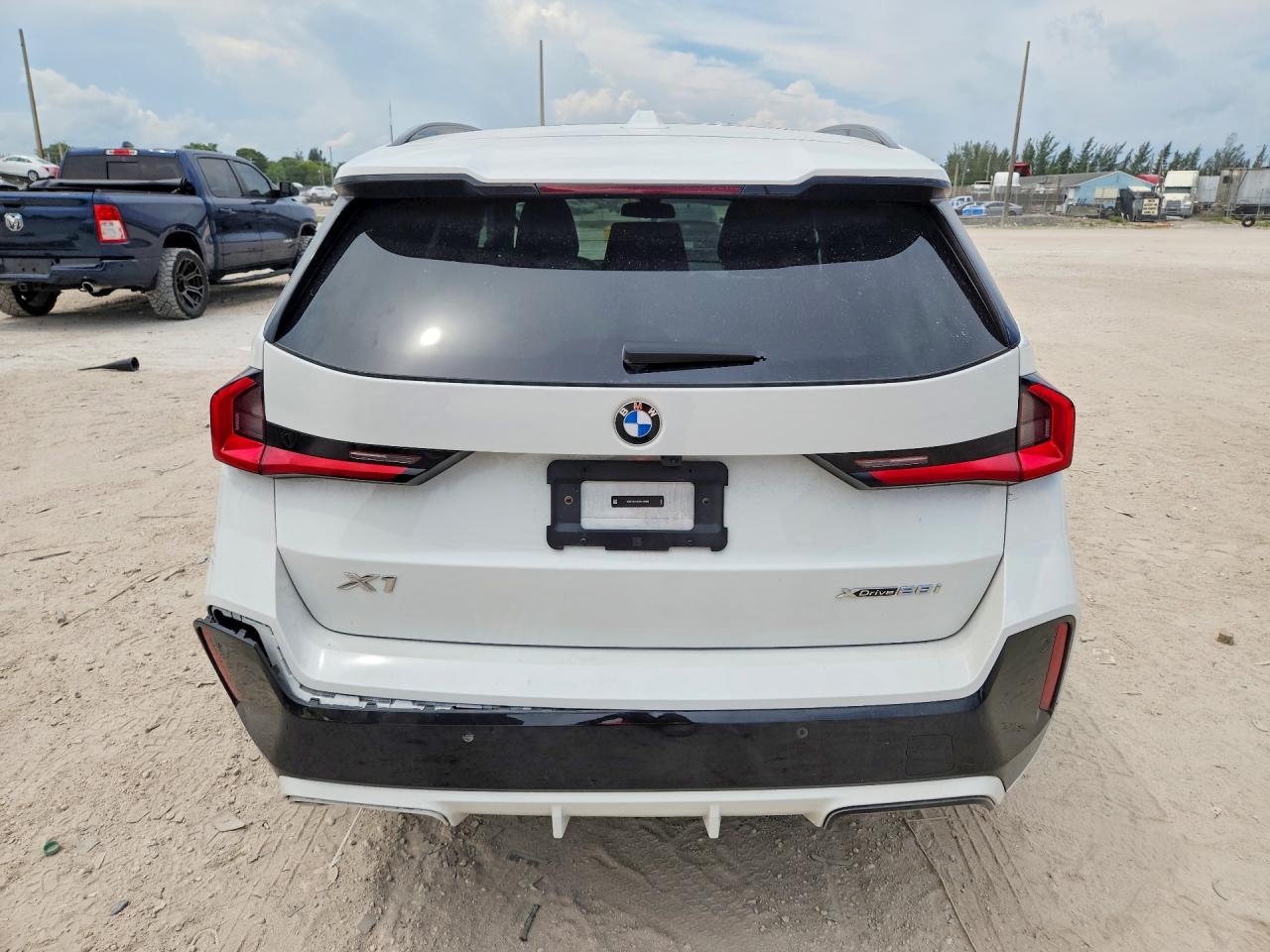 2026 B M W X Series X1 4D Suv 28I xDrive Msport - zdjęcie 6