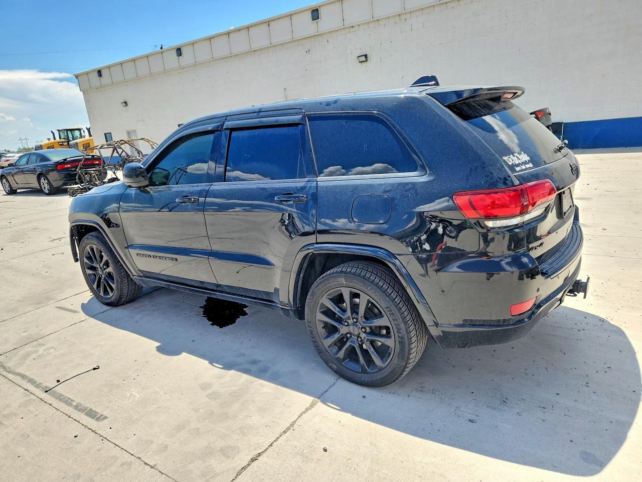 2018 Jeep Grand Cherokee Laredo - zdjęcie 2