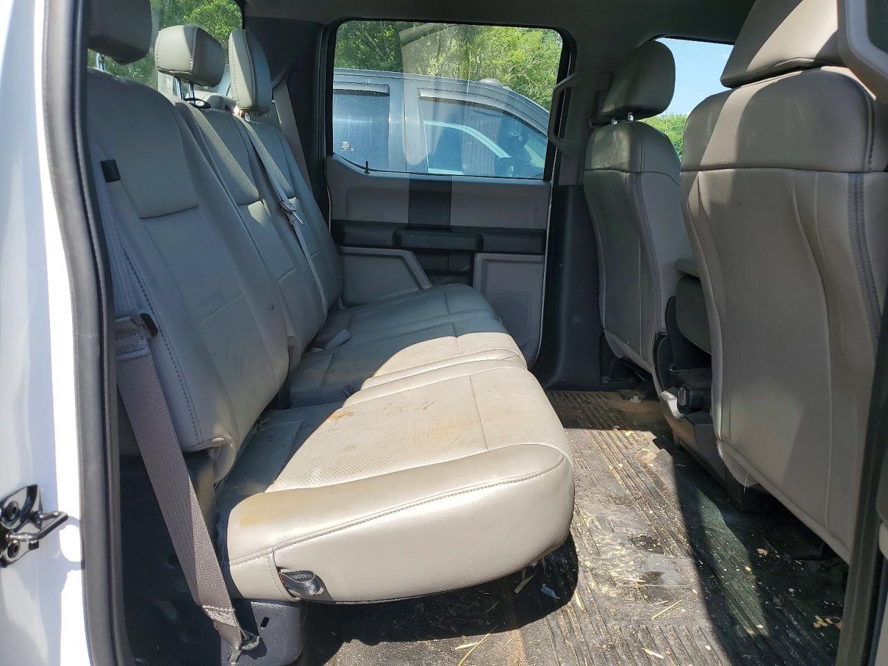 2019 Ford F350 Super Duty - zdjęcie 10