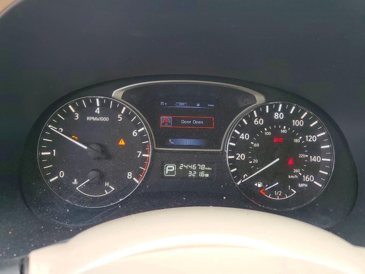 2015 Nissan Pathfinder S - zdjęcie 9