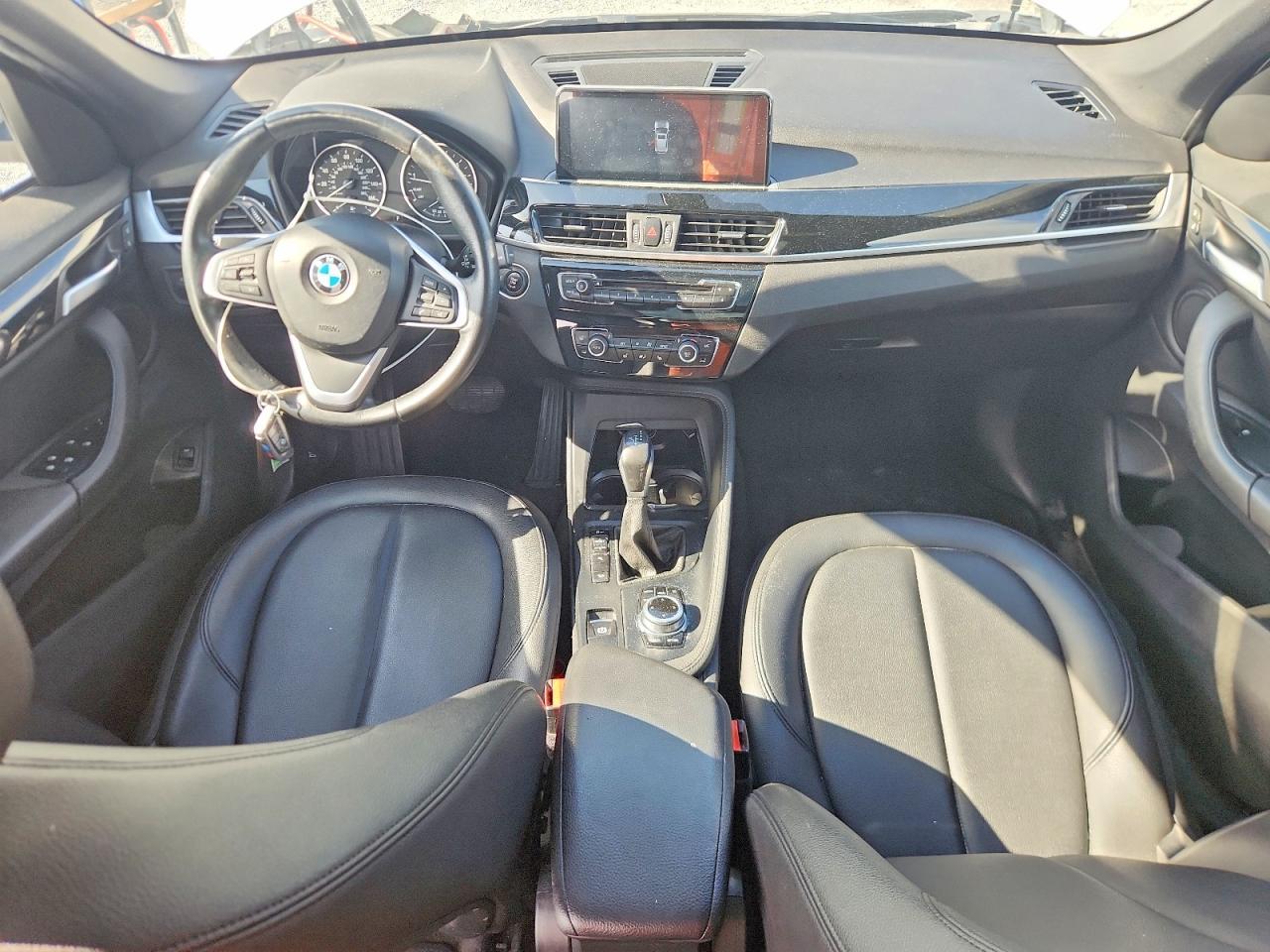 2017 BMW X1 xDrive28I - zdjęcie 8