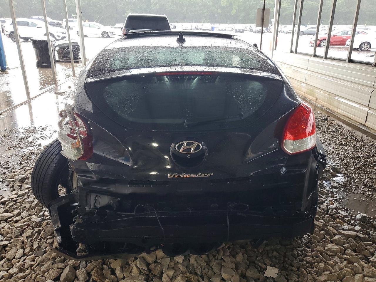 2016 Hyundai Veloster Base - zdjęcie 6