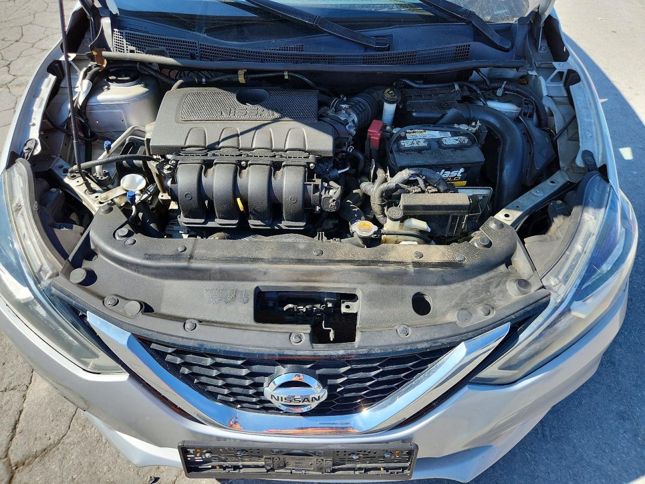 2017 Nissan Sentra S - zdjęcie 11