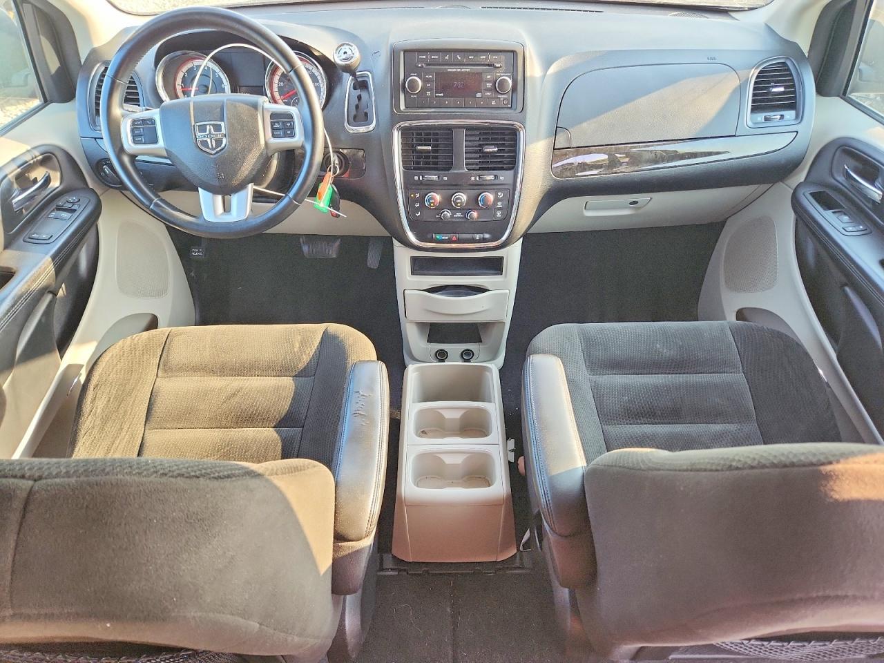 2016 Dodge Grand Caravan Se - zdjęcie 8