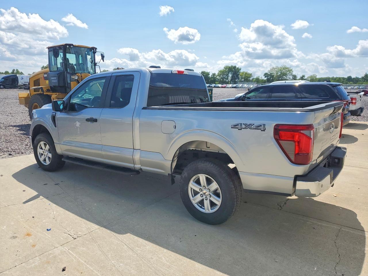 2025 Ford F150 Xl - zdjęcie 2