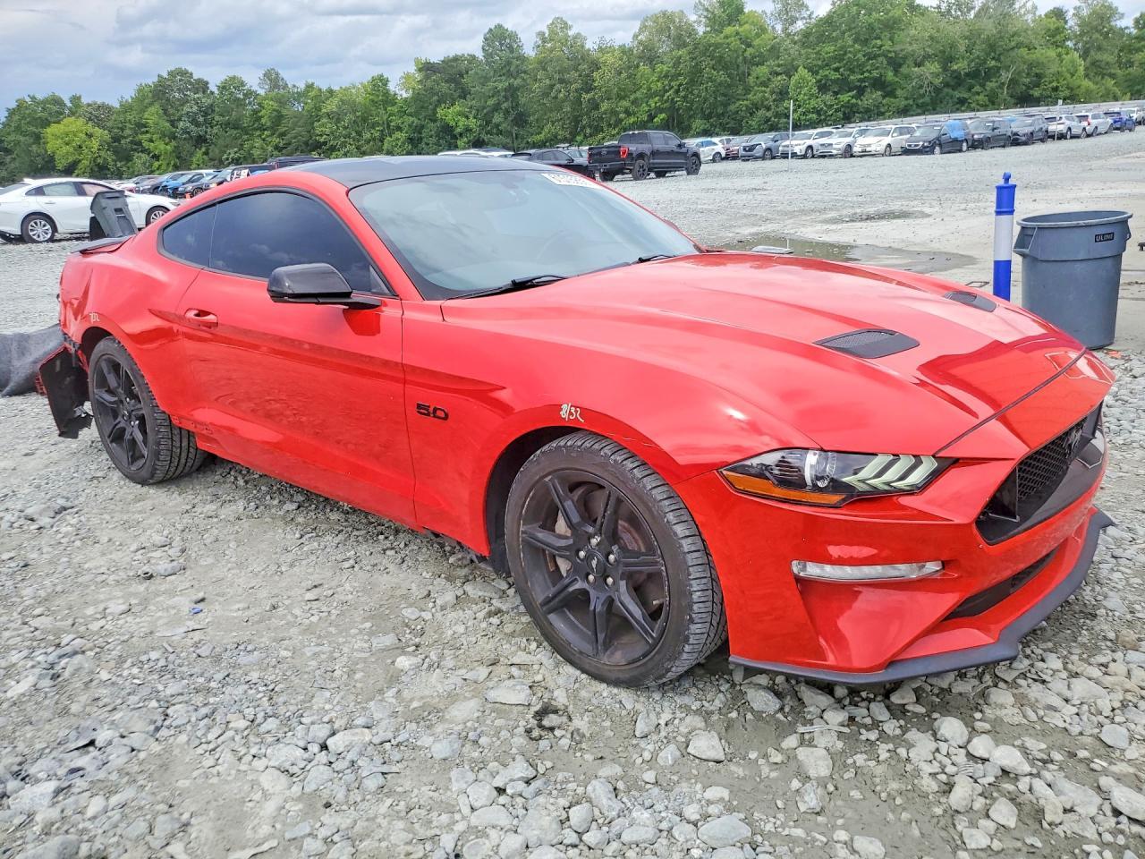 2019 Ford Mustang Gt - zdjęcie 4