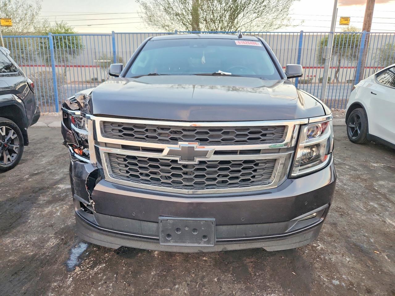 2017 Chev Tahoe C150 - zdjęcie 5