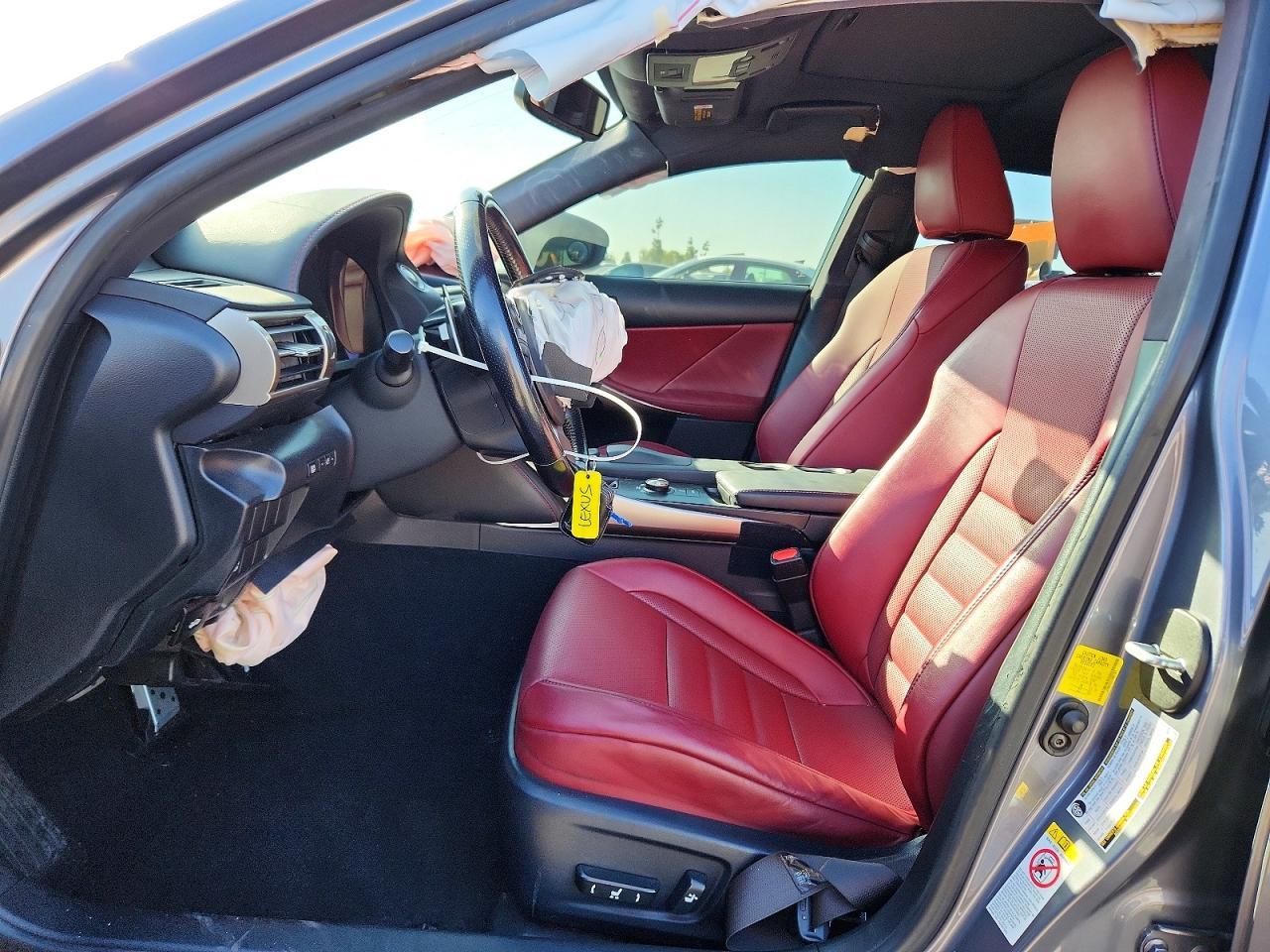 2016 Lexus Is 200T - zdjęcie 7